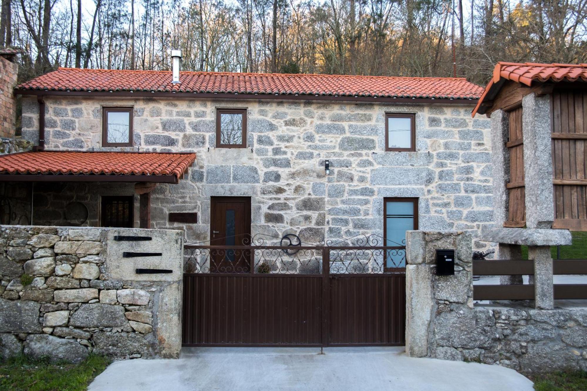 A Casa Da Moreira - Casa Rural En Ponte Maceira A Coruna Exterior photo